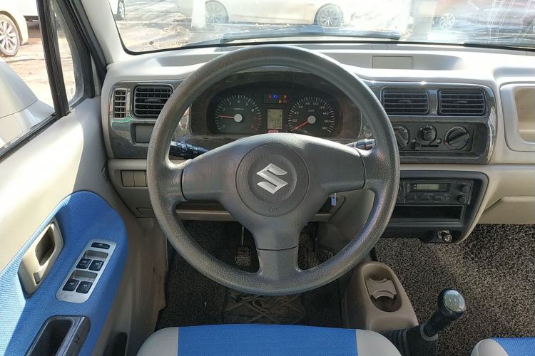 Used Suzuki Wagon R 2013 Venture Edition 1.0L Manual Economy Model Steering Wheel