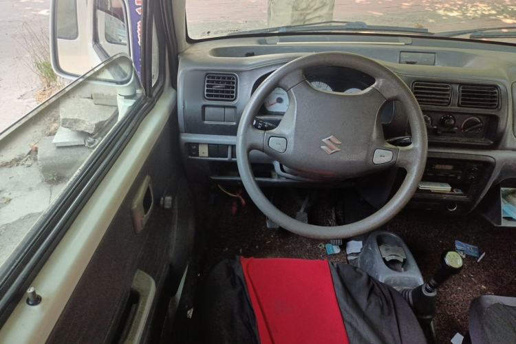 Used Suzuki Wagon R 2013 Venture Edition 1.0L Manual Economy Model Steering Wheel
