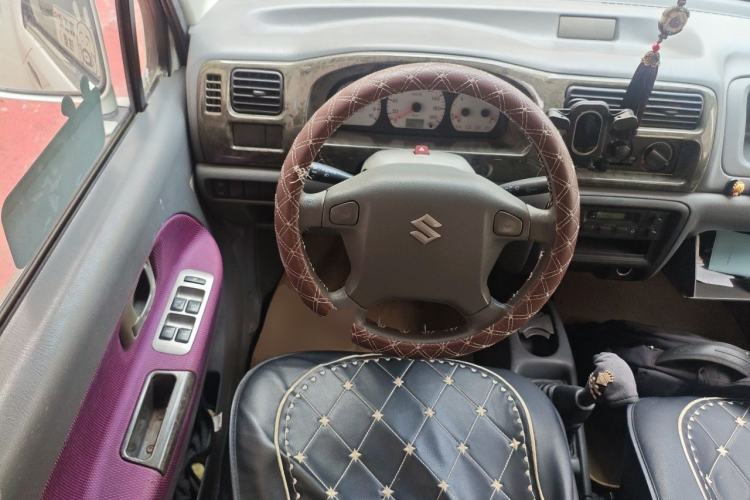 Used Suzuki Wagon R 2013 Venture Edition 1.0L Manual Economy Model Steering Wheel
