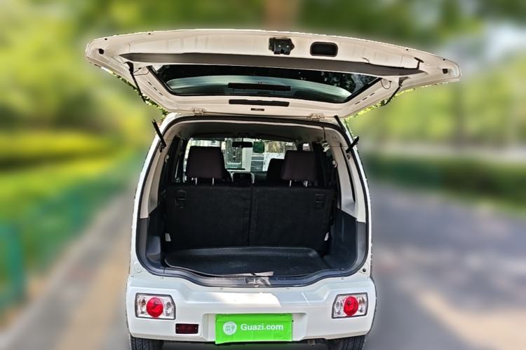 Used Suzuki Wagon R 2013 All-Around Edition 1.4L Manual Practical Model Trunk