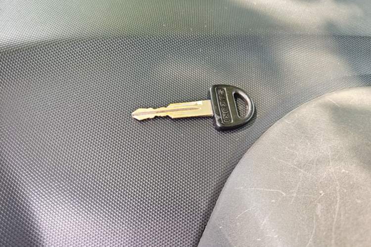 Used Suzuki Wagon R 2013 All-Around Edition 1.4L Manual Practical Model Vehicle Key