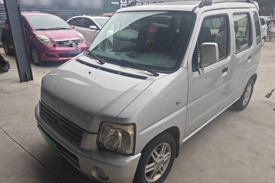 Suzuki Wagon R 2015