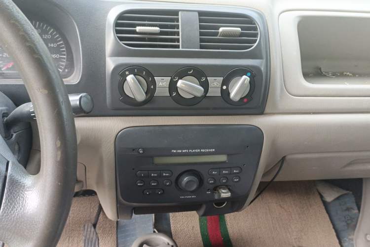 Used Suzuki Wagon R 2015 1.0L Manual Utility Model Audio And AC Panel