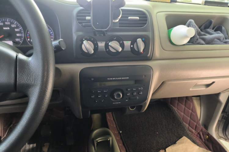 Used Suzuki Wagon R 2015 1.0L Manual Comfort Model Audio And AC Panel
