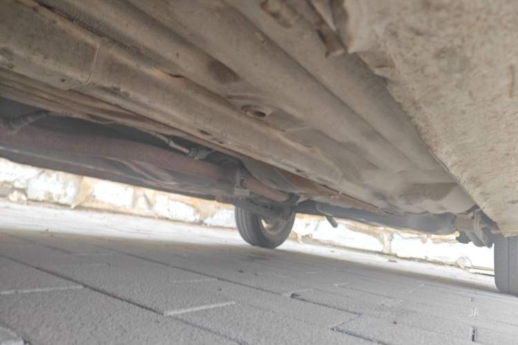 Used Suzuki Wagon R 2015 1.4L Manual All-Around Model Chassis Front Left
