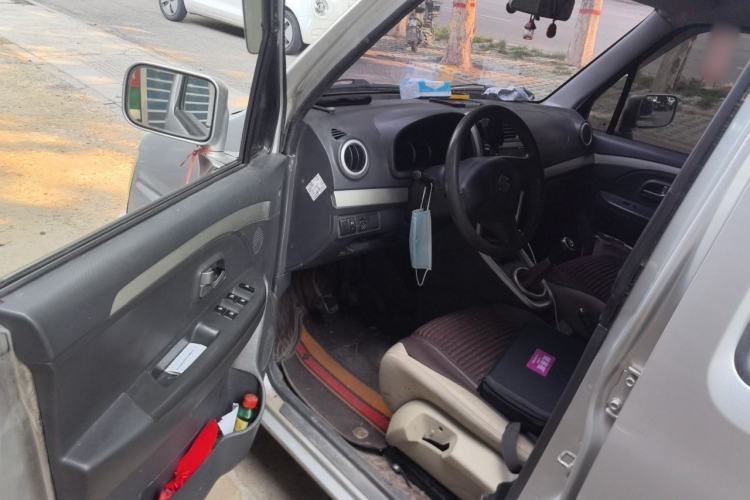 Used Suzuki Wagon R 2015 1.4L Manual All-Around Upgrade Version Driver Seat