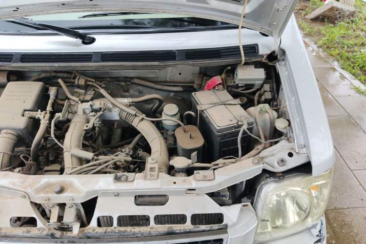 Used Suzuki Wagon R 2015 1.0L Manual Economy Model Engine Bay Left