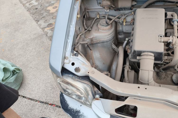 Used Suzuki Wagon R 2015 1.0L Manual Comfort Model Engine Bay Right
