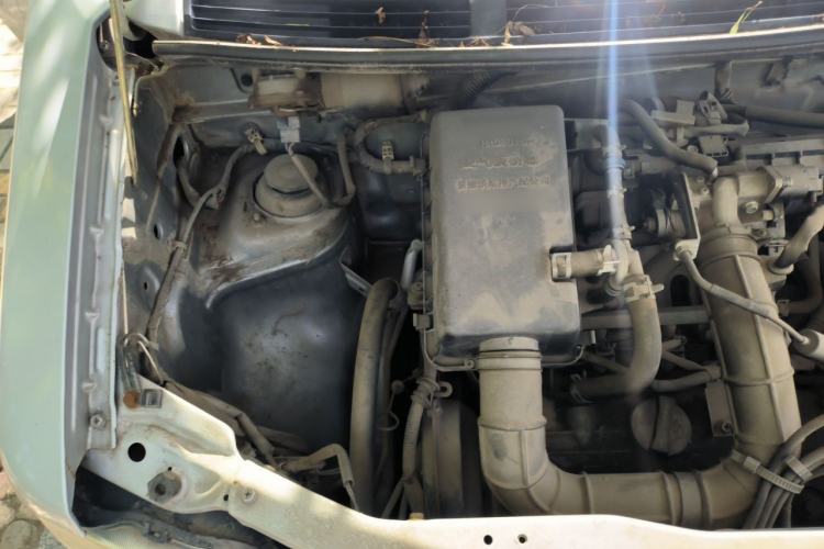 Used Suzuki Wagon R 2015 1.0L Manual Comfort Model Engine Bay Right