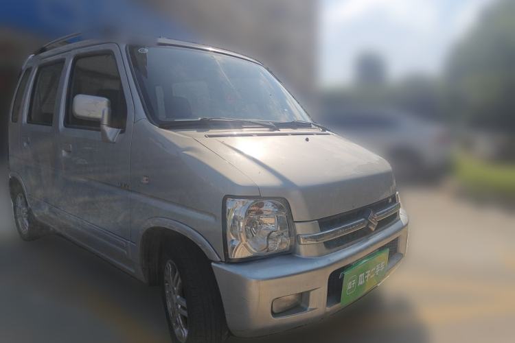 Used Suzuki Wagon R 2015 1.4L Manual All-Around Upgrade Version Front Right 45 Deg