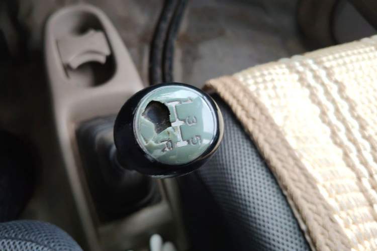 Used Suzuki Wagon R 2015 1.0L Manual Economy Model Gear Lever