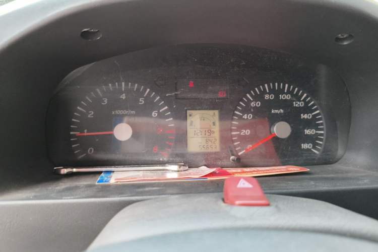 Used Suzuki Wagon R 2015 1.0L Manual Comfort Model Instrument Cluster
