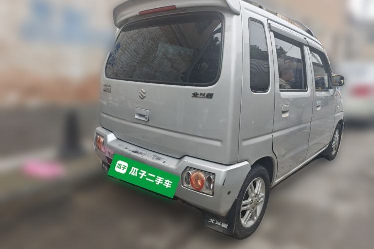 Used Suzuki Wagon R 2015 1.0L Manual Comfort Model Rear Right 45 Deg