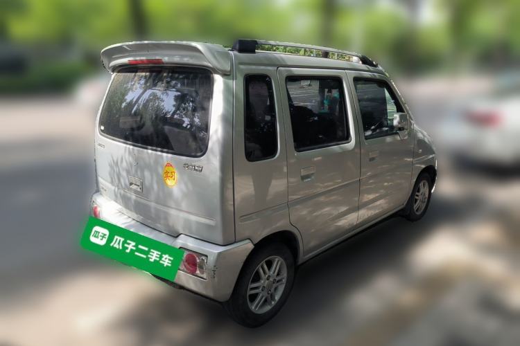 Used Suzuki Wagon R 2015 1.0L Manual Comfort Model Rear Right 45 Deg