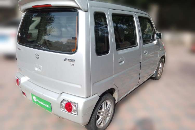 Used Suzuki Wagon R 2015 1.4L Manual All-Around Model Rear Right 45 Deg