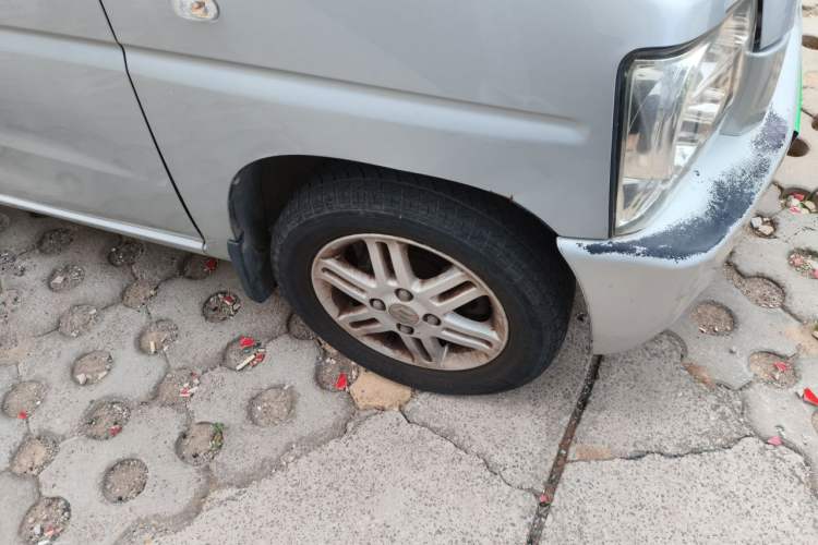 Used Suzuki Wagon R 2015 1.0L Manual Comfort Model Right Front Wheel Hub