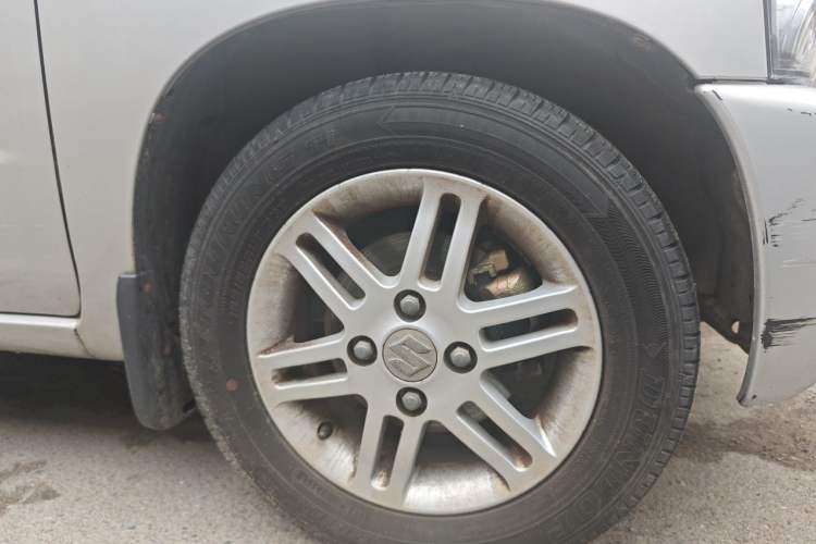 Used Suzuki Wagon R 2015 1.0L Manual Comfort Model Right Front Wheel Hub