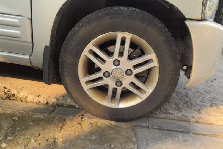 Used Suzuki Wagon R 2015 1.4L Manual All-Around Upgrade Version Right Front Wheel Hub