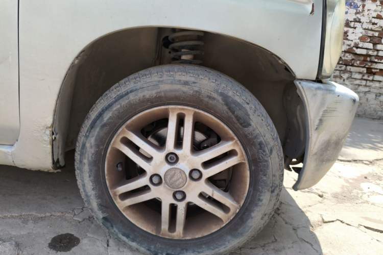 Used Suzuki Wagon R 2015 1.0L Manual Comfort Model Right Front Wheel Hub