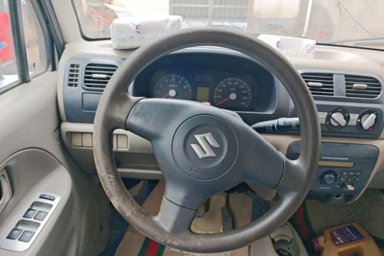 Used Suzuki Wagon R 2015 1.0L Manual Comfort Model Steering Wheel