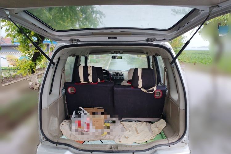Used Suzuki Wagon R 2015 1.0L Manual Economy Model Trunk
