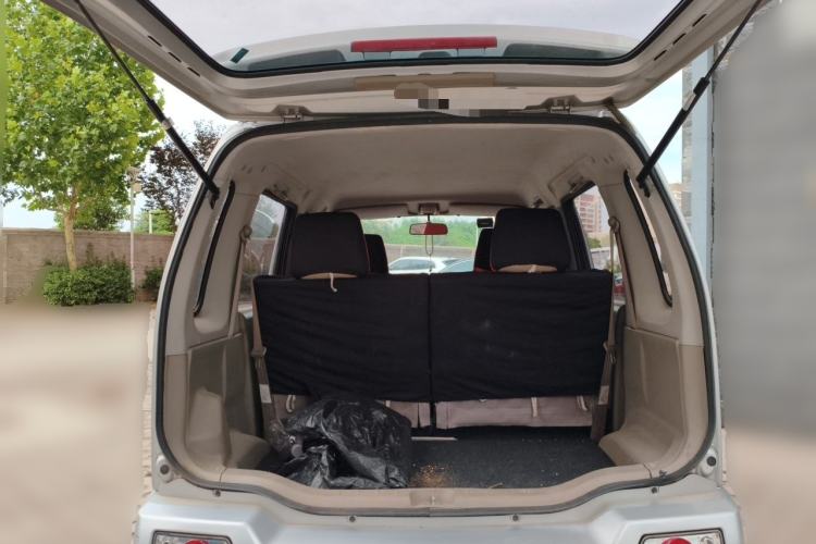 Used Suzuki Wagon R 2015 1.0L Manual Comfort Model Trunk