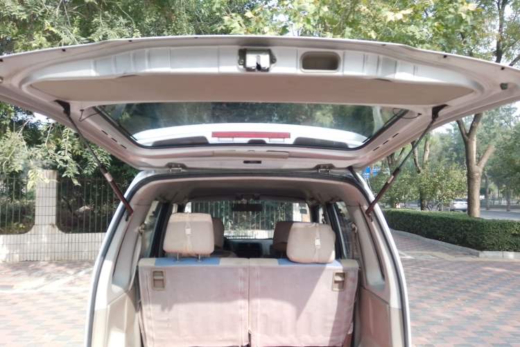 Used Suzuki Wagon R 2015 1.4L Manual All-Around Model Trunk
