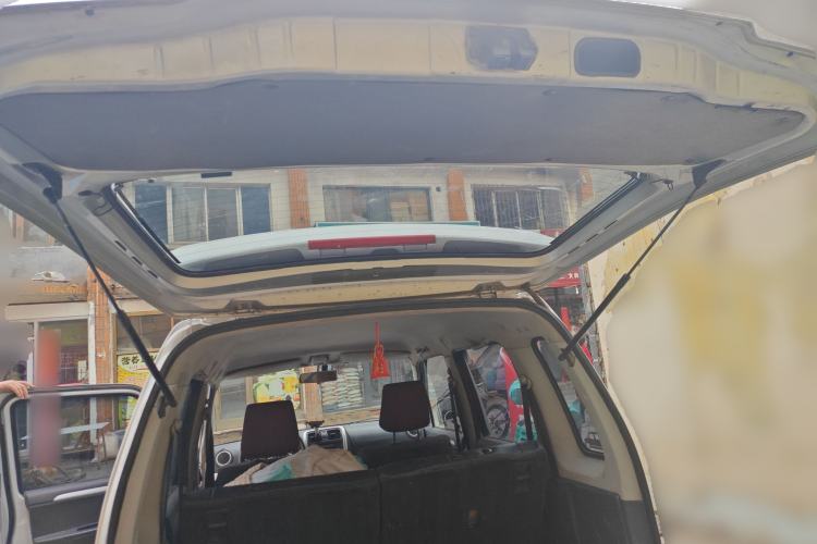 Used Suzuki Wagon R 2015 1.4L Manual All-Around Model Trunk