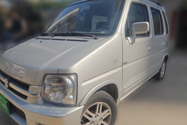 Used Suzuki Wagon R 2015 1.4L Manual All-Around Upgrade Version