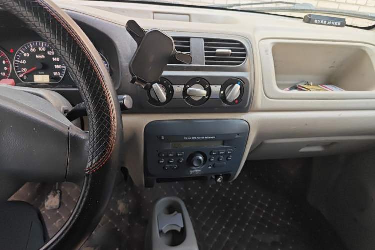 Used Suzuki Wagon R 2015 1.0L Manual Comfort Model Audio And AC Panel