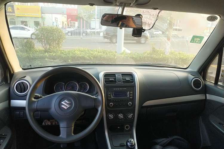 Used Suzuki Wagon R 2015 1.4L Manual All-Around Model Center Console