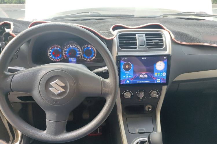 Used Suzuki Wagon R 2015 1.4L Manual All-Around Model Center Console