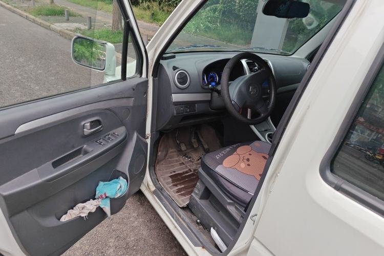Used Suzuki Wagon R 2015 1.4L Manual All-Around Upgrade Version Driver Seat