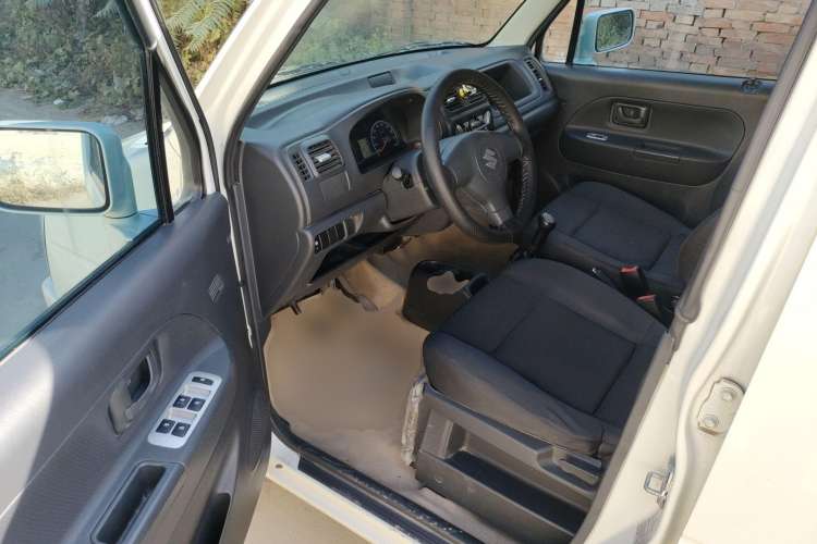 Used Suzuki Wagon R 2015 1.4L Manual All-Around Upgrade Version Driver Seat