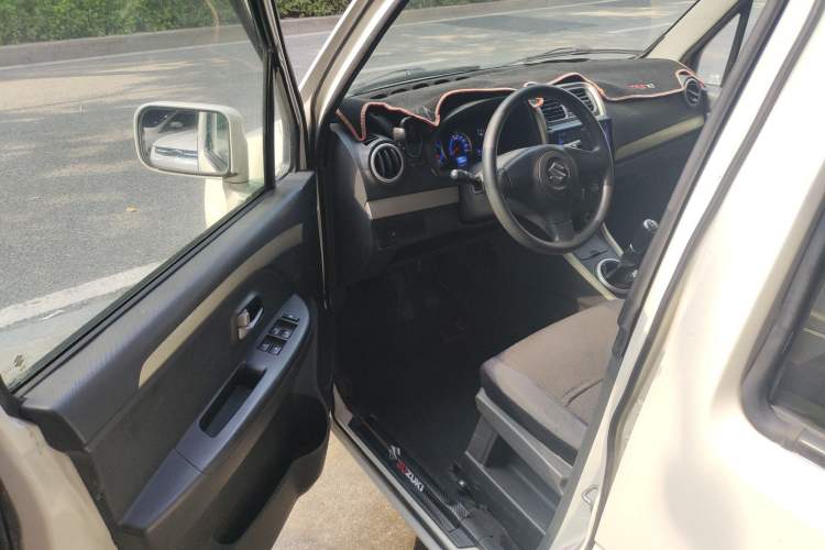 Used Suzuki Wagon R 2015 1.4L Manual All-Around Model Driver Seat