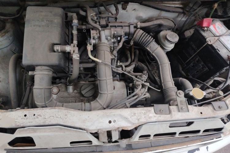 Used Suzuki Wagon R 2015 1.0L Manual Utility Model Engine Bay