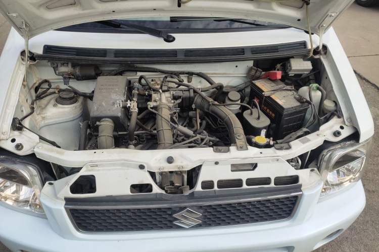 Used Suzuki Wagon R 2015 1.0L Manual Utility Model Engine Bay