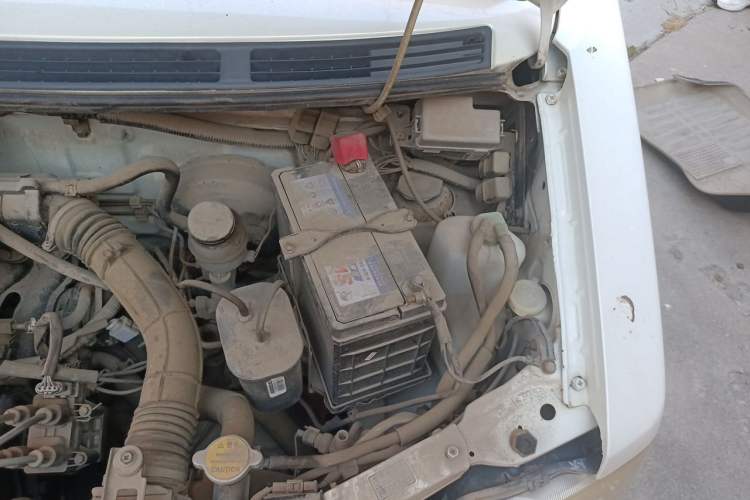 Used Suzuki Wagon R 2015 1.0L Manual Comfort Model Engine Bay Left