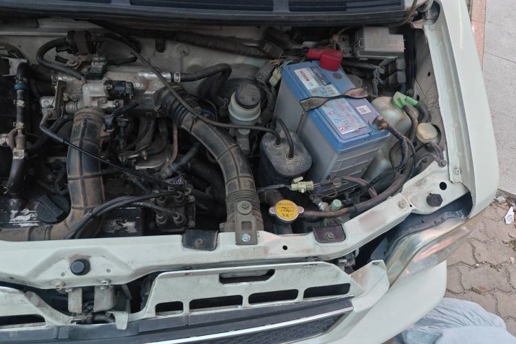 Used Suzuki Wagon R 2015 1.0L Manual Comfort Model Engine Bay Left