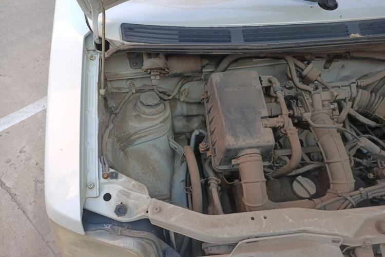 Used Suzuki Wagon R 2015 1.0L Manual Comfort Model Engine Bay Right