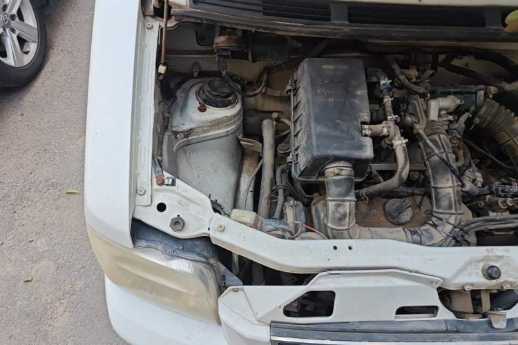 Used Suzuki Wagon R 2015 1.0L Manual Comfort Model Engine Bay Right