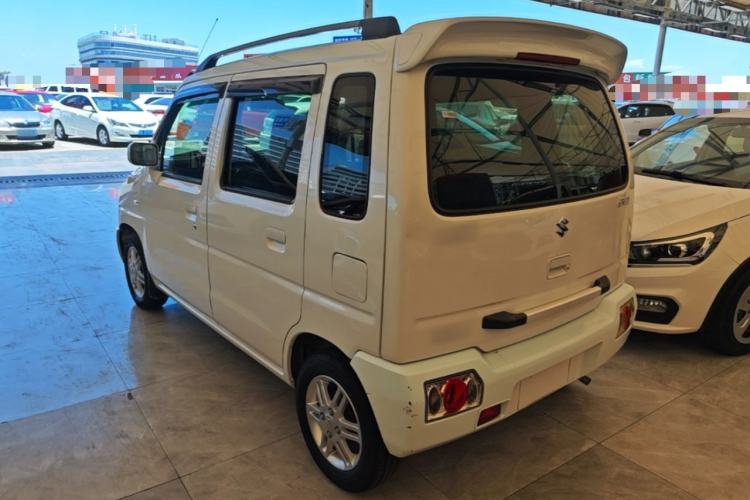 Used Suzuki Wagon R 2015 1.0L Manual Comfort Model Exterior 2