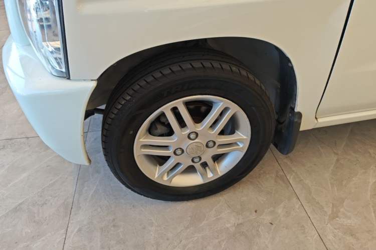 Used Suzuki Wagon R 2015 1.0L Manual Comfort Model Exterior 4