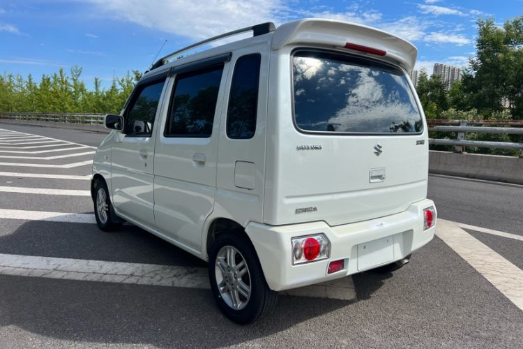 Used Suzuki Wagon R 2015 1.0L Manual Comfort Model Exterior 4
