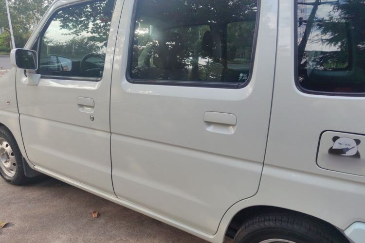 Used Suzuki Wagon R 2015 1.0L Manual Utility Model Exterior 8