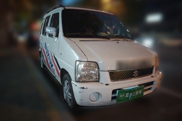 Used Suzuki Wagon R 2015 1.0L Manual Utility Model Front Right 45 Deg