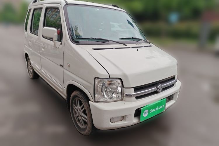 Used Suzuki Wagon R 2015 1.4L Manual All-Around Upgrade Version Front Right 45 Deg