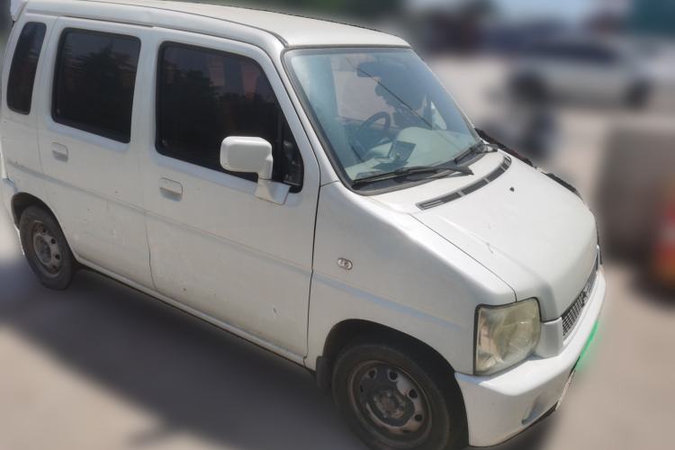 Used Suzuki Wagon R 2015 1.0L Manual Utility Model Front Right 45 Deg