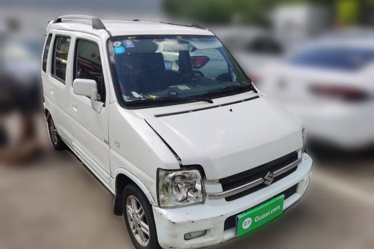 Used Suzuki Wagon R 2015 1.4L Manual All-Around Upgrade Version Front Right 45 Deg