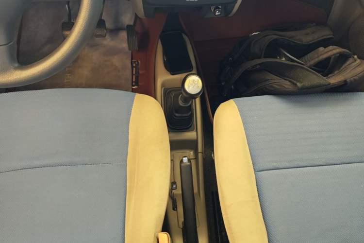 Used Suzuki Wagon R 2015 1.0L Manual Comfort Model Gear Lever
